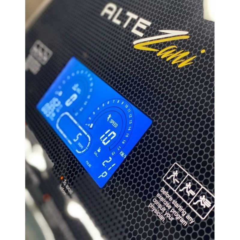 Фотография Беговая дорожка Altezani PRO 3