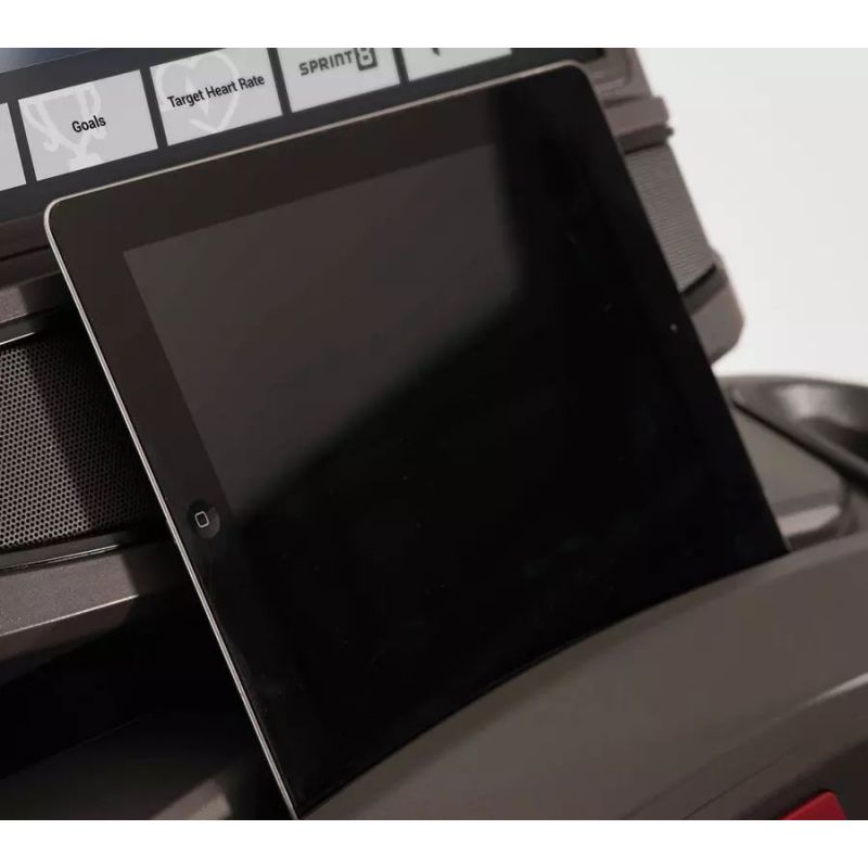 Фотография Беговая дорожка MATRIX T70XIR 8